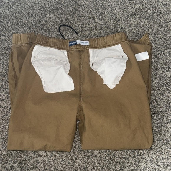 Old Navy Men's Tan Jogger Pants (L) - Picture 6 of 7